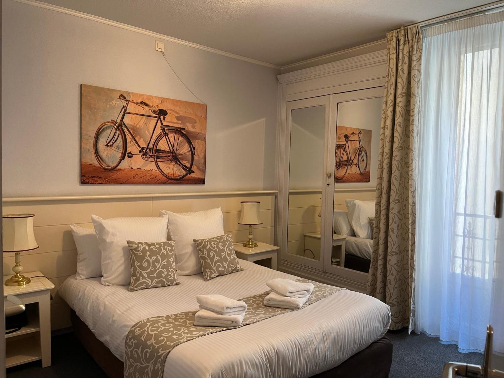 Logis Hotel Belle Etoile Виши Екстериор снимка
