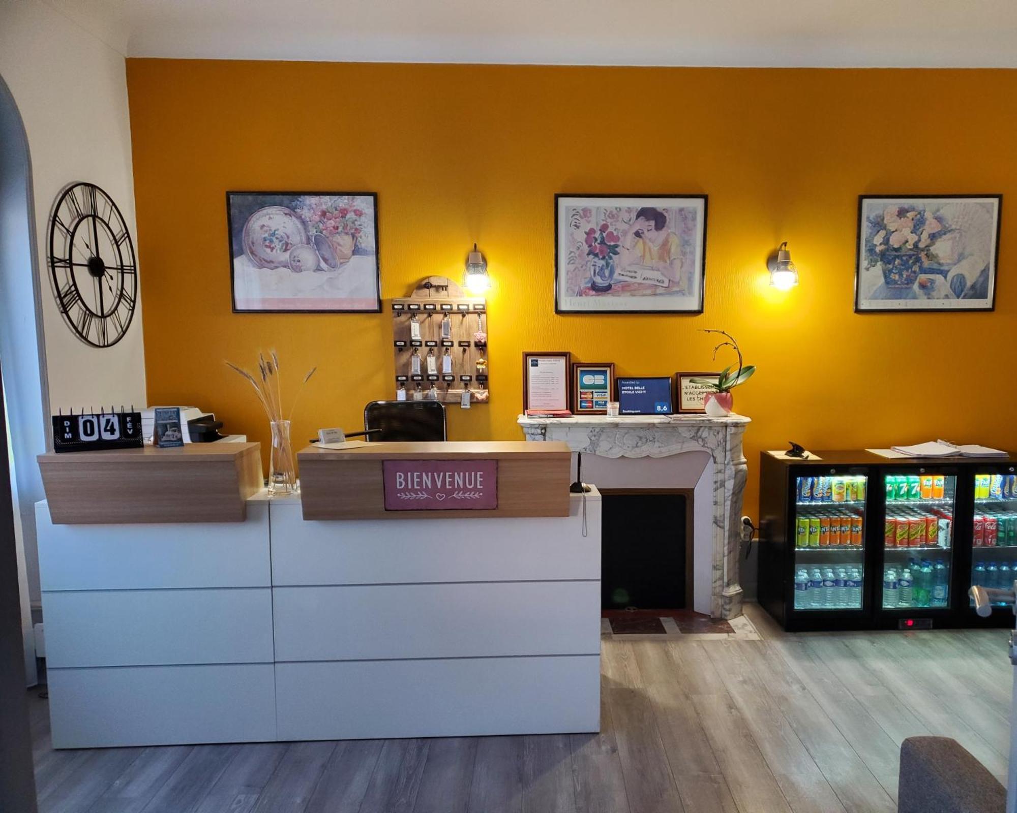 Logis Hotel Belle Etoile Виши Екстериор снимка