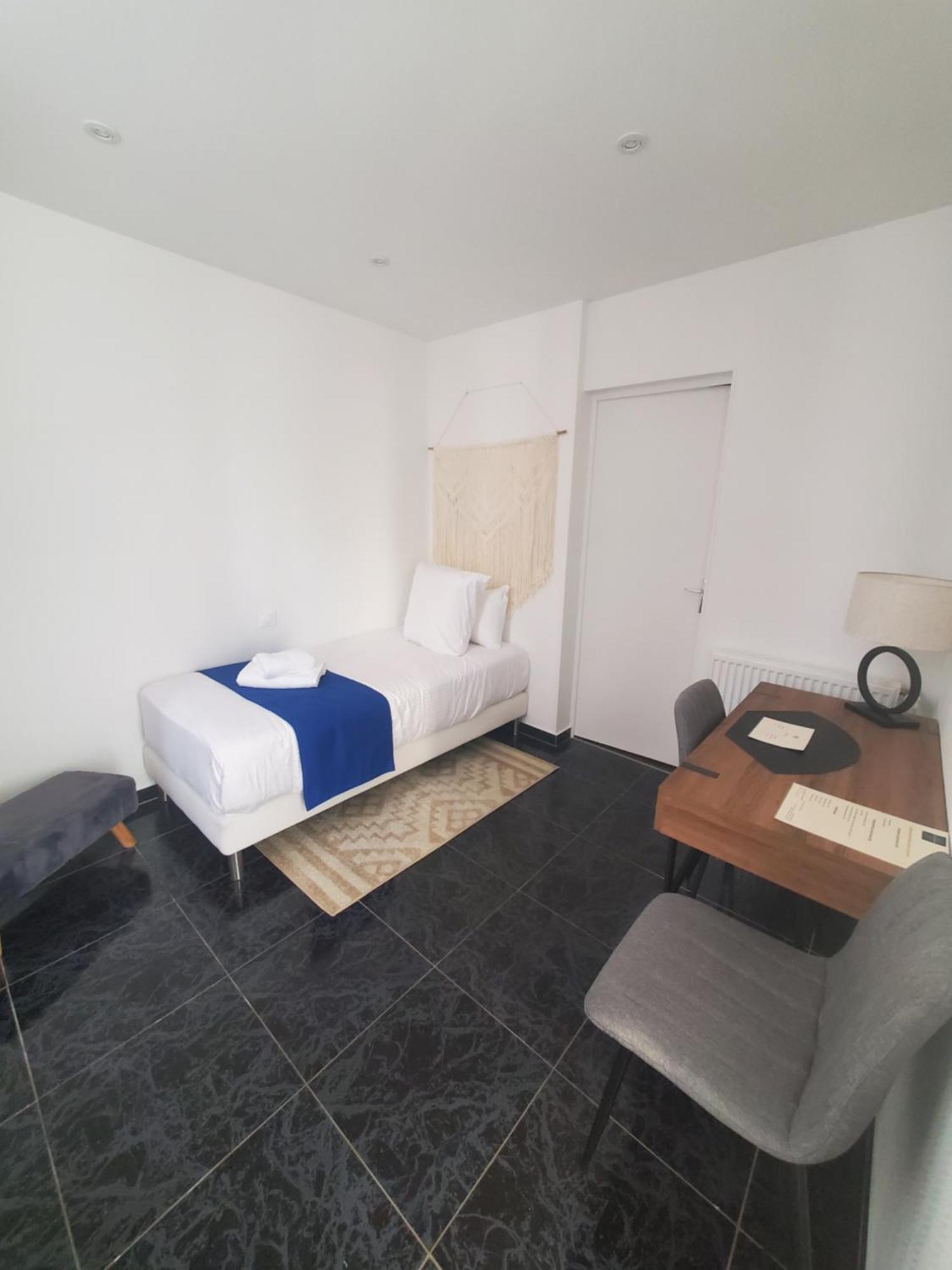 Logis Hotel Belle Etoile Виши Екстериор снимка