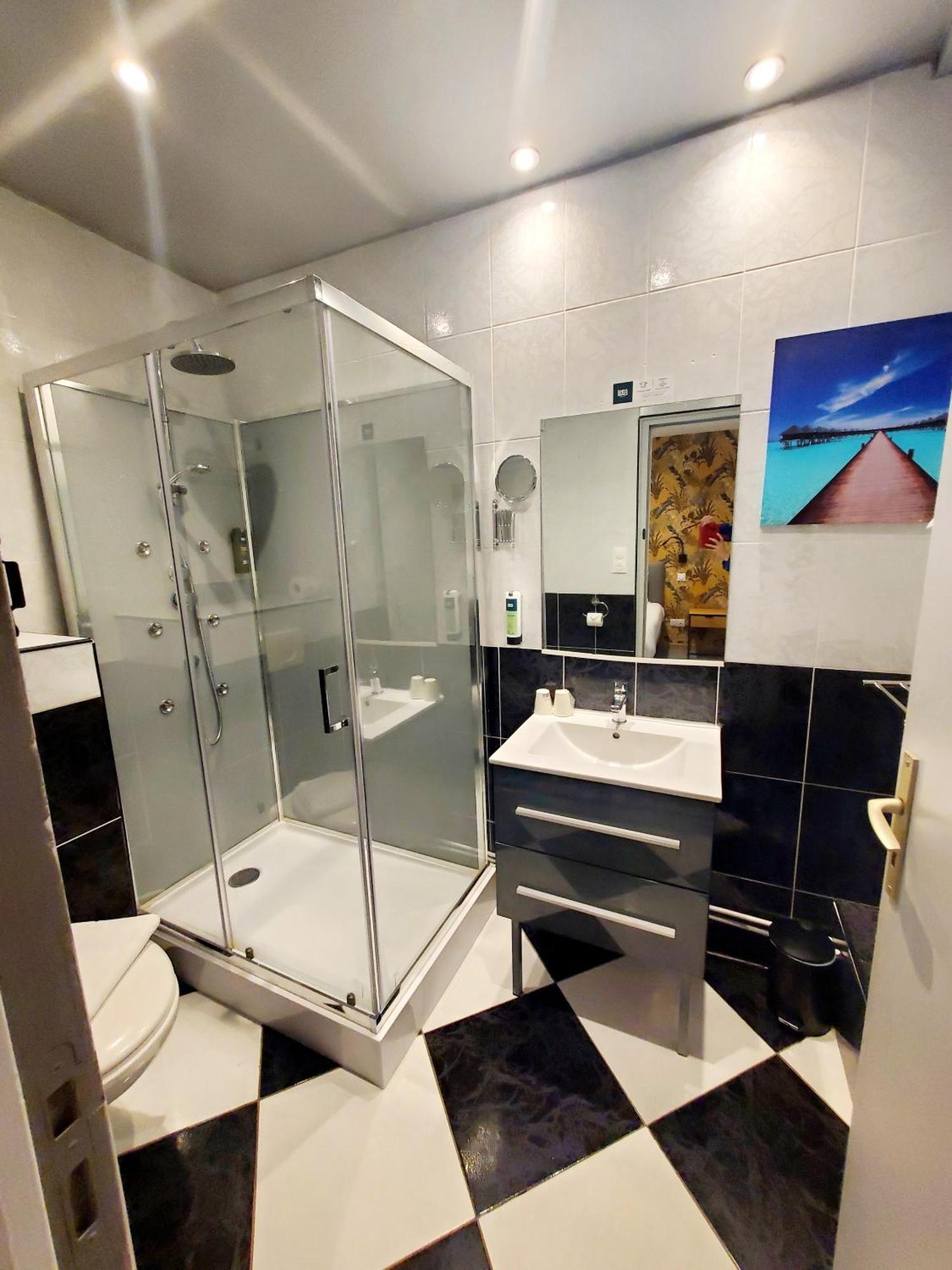 Logis Hotel Belle Etoile Виши Екстериор снимка